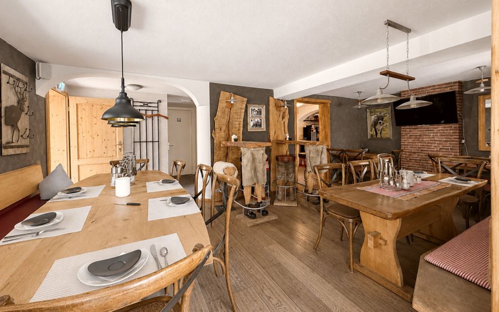 Die Räumlichkeiten des Restaurants Wintergarten