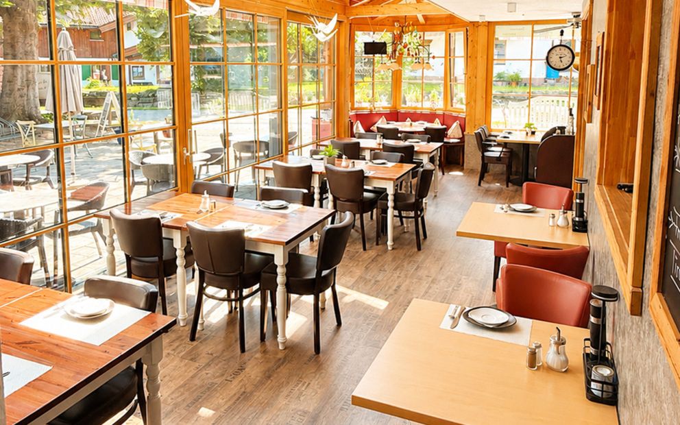 Die Räumlichkeiten des Restaurants Wintergarten